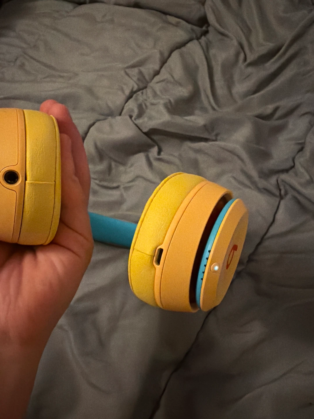 Beats Solo3 Wireless On-Ear Headphones - photo 4