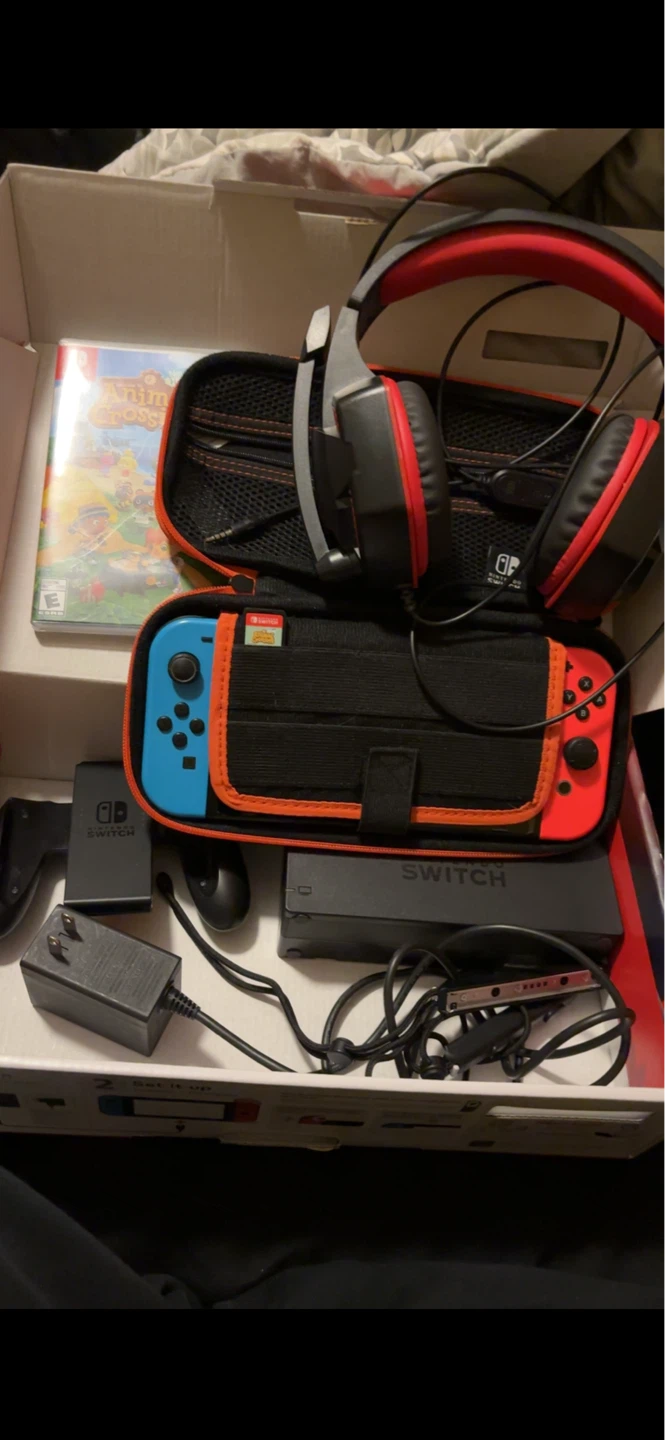 Nintendo switch bundle games headphone+ case - photo 2