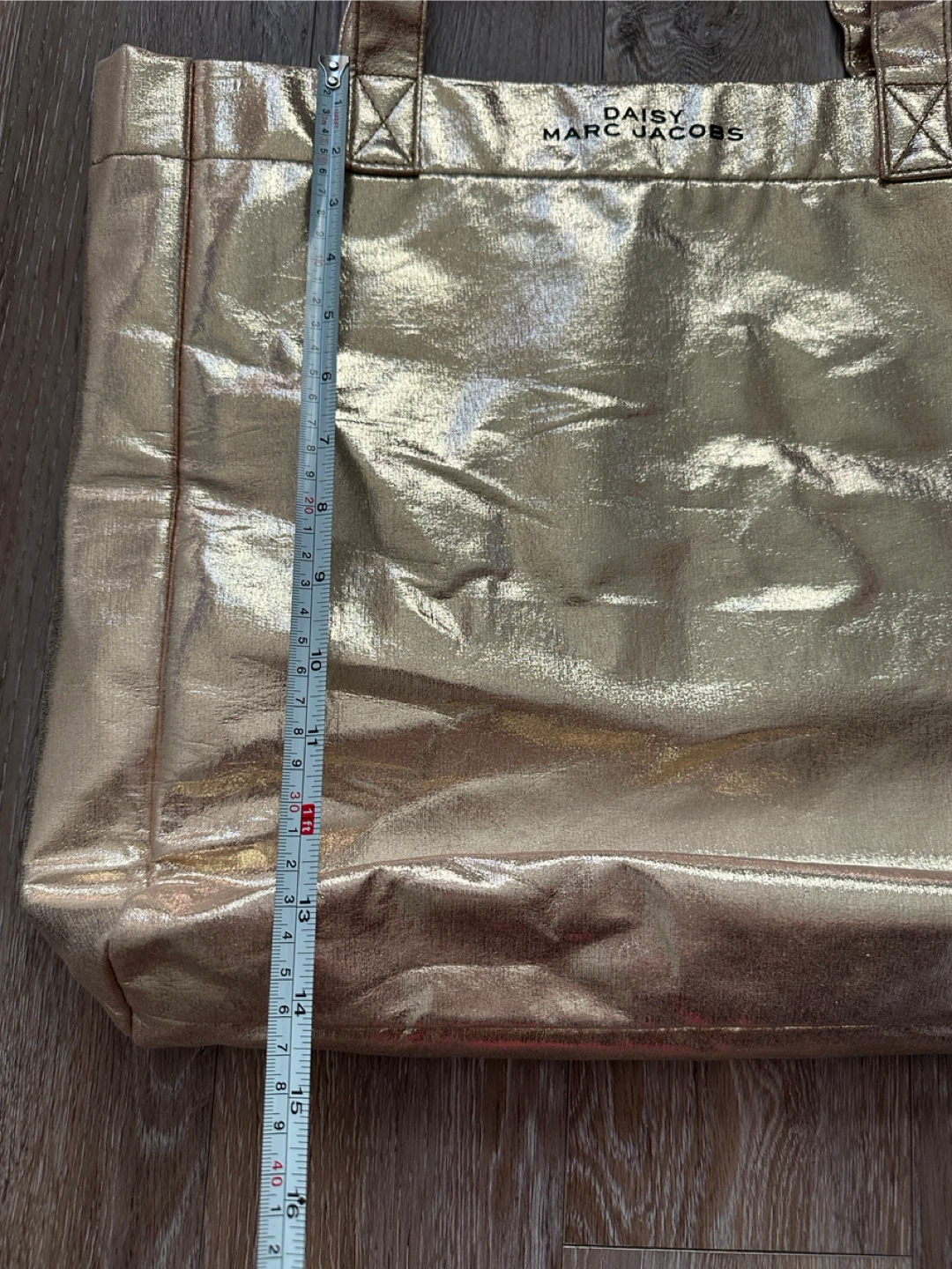 Marc Jacobs Daisy Tote Bag - Gold - photo 4