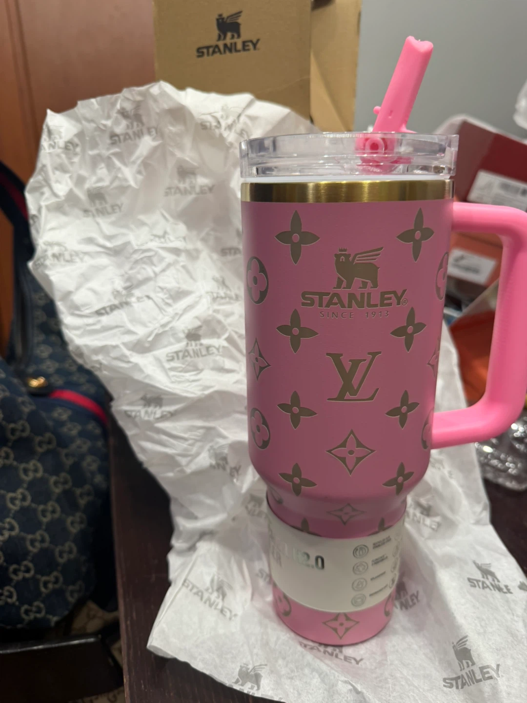 Stanley 40oz Quencher Tumbler Swirl Pink
