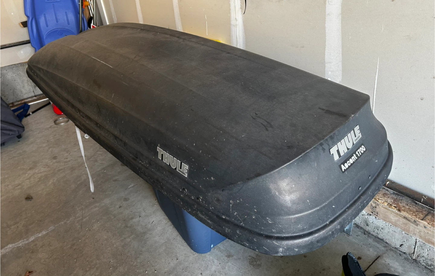 Thule Ascent 1700 Cargo Box - photo 2