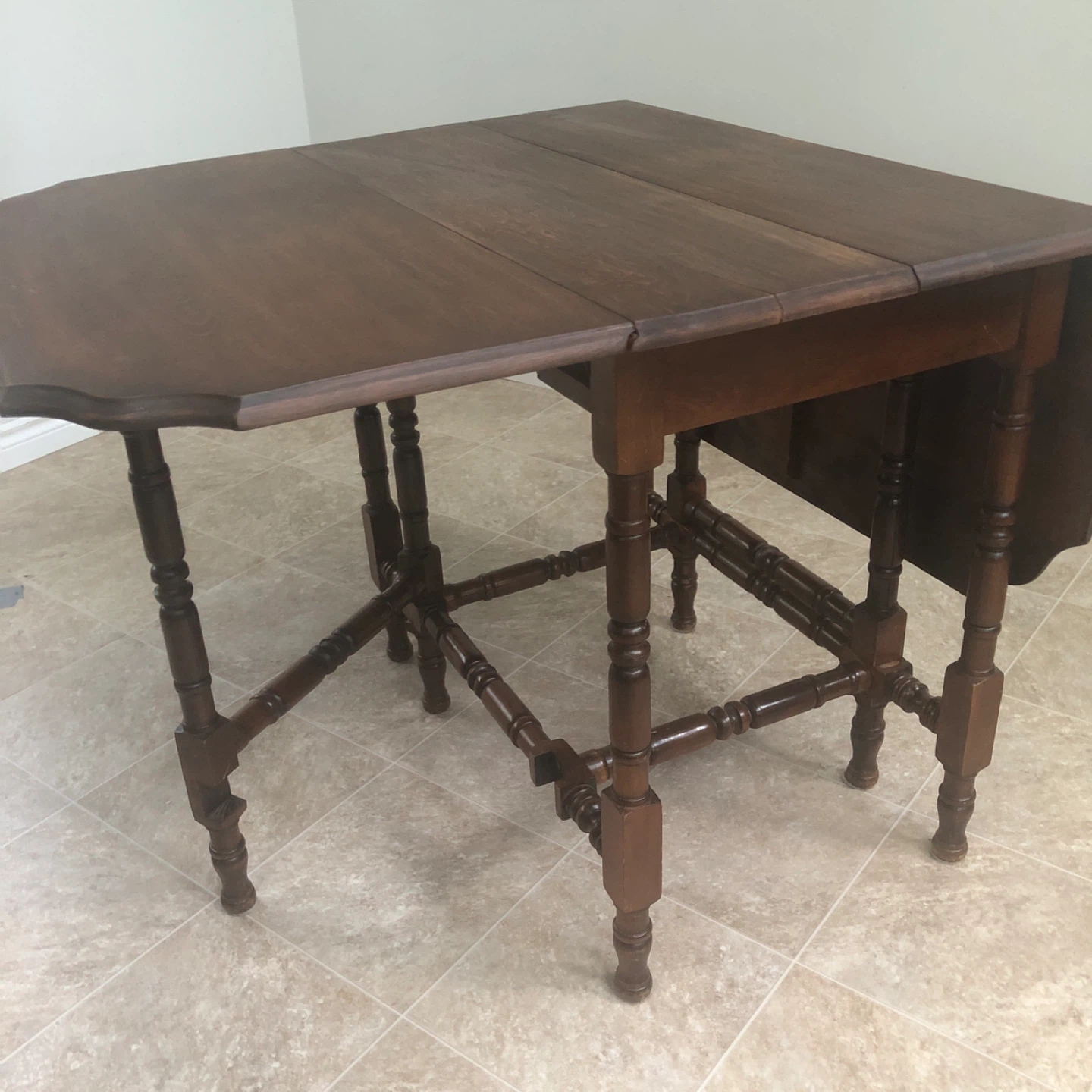 Antique Gate Leg Table and 2 chairs - photo 3