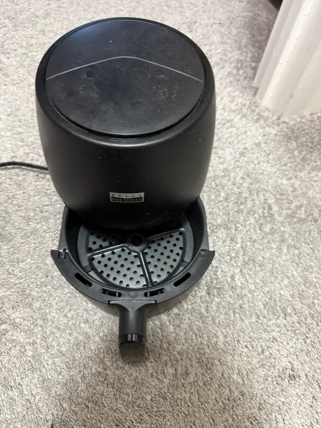 Black + Decker toaster and Bella Air Fryer - photo 3