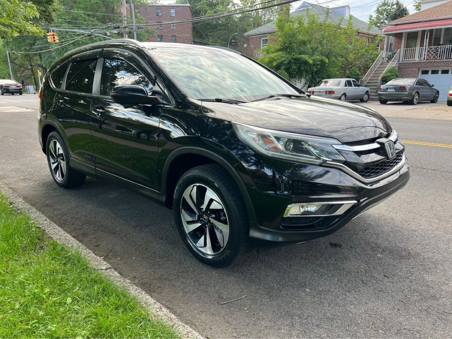 2016 Honda CR-V Touring 4D - photo 2