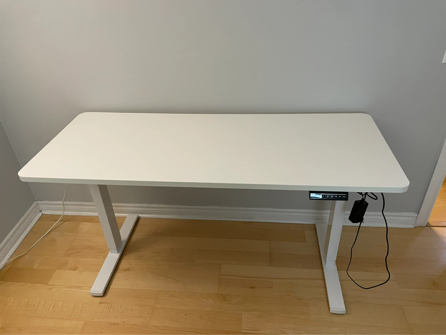 standing desk (60 * 24 inch)