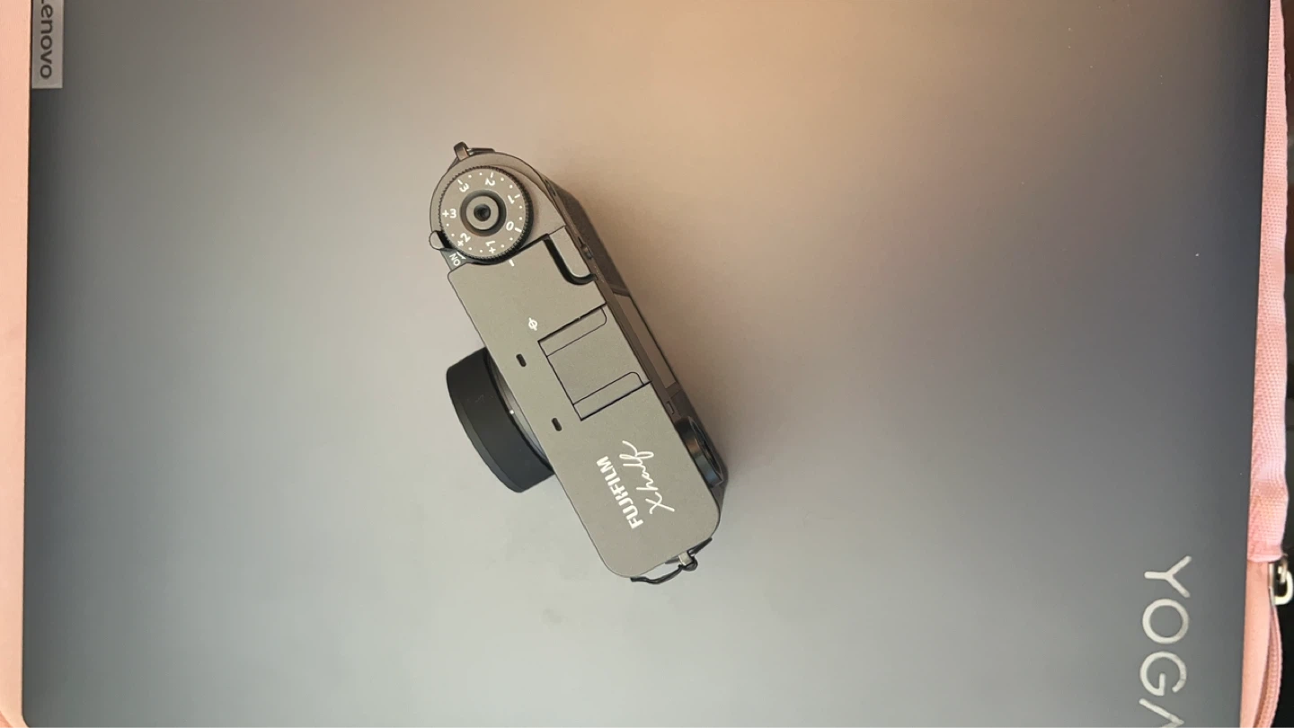 Fujifilm X-Half  (X-HF1) - photo 4