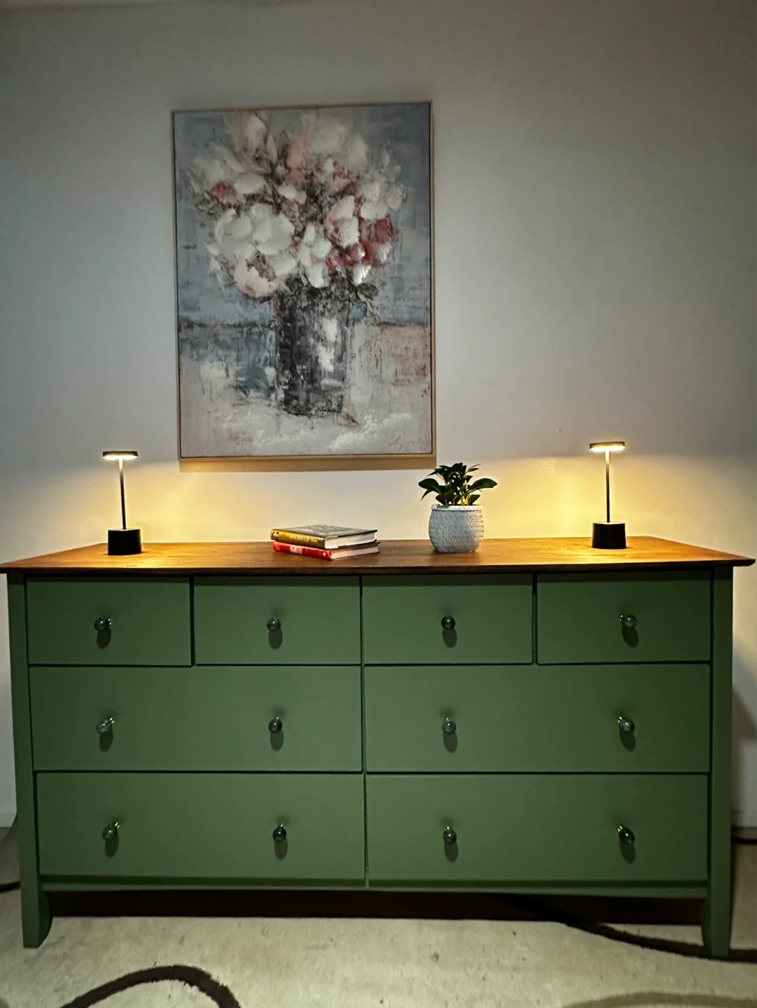 Green Dresser with 8 Drawers - photo 3