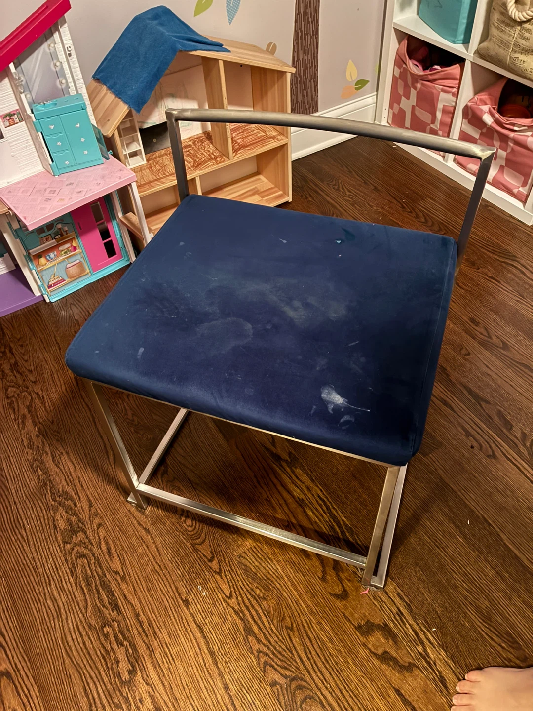 2 Blue Velvet Accent Chair with Metal Frame - photo 2