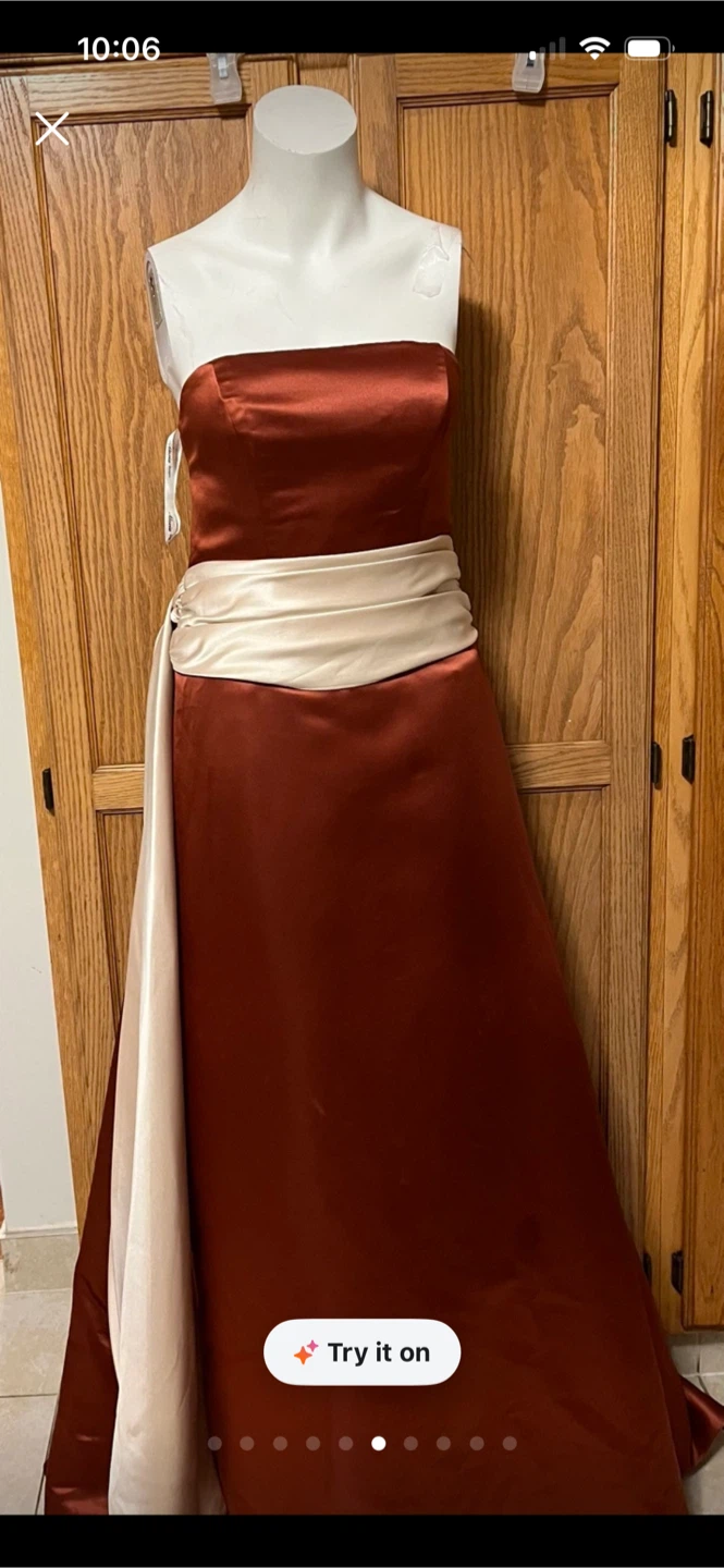 Alexia Designs Strapless Gown - Size 8 - photo 4