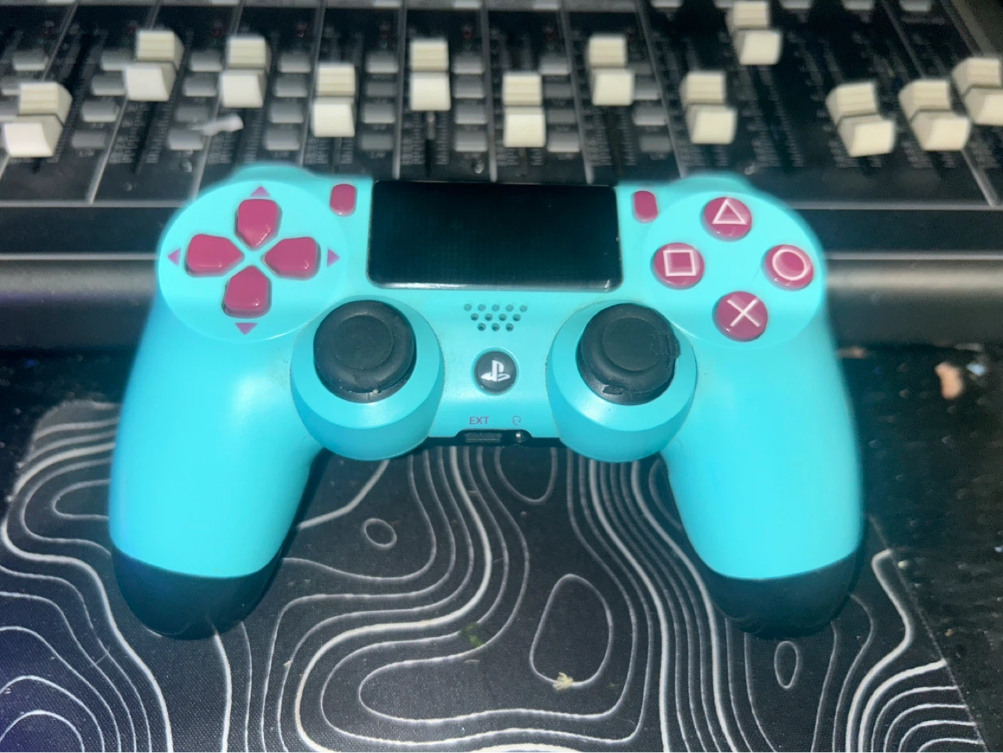 PlayStation DualShock 4 Controller