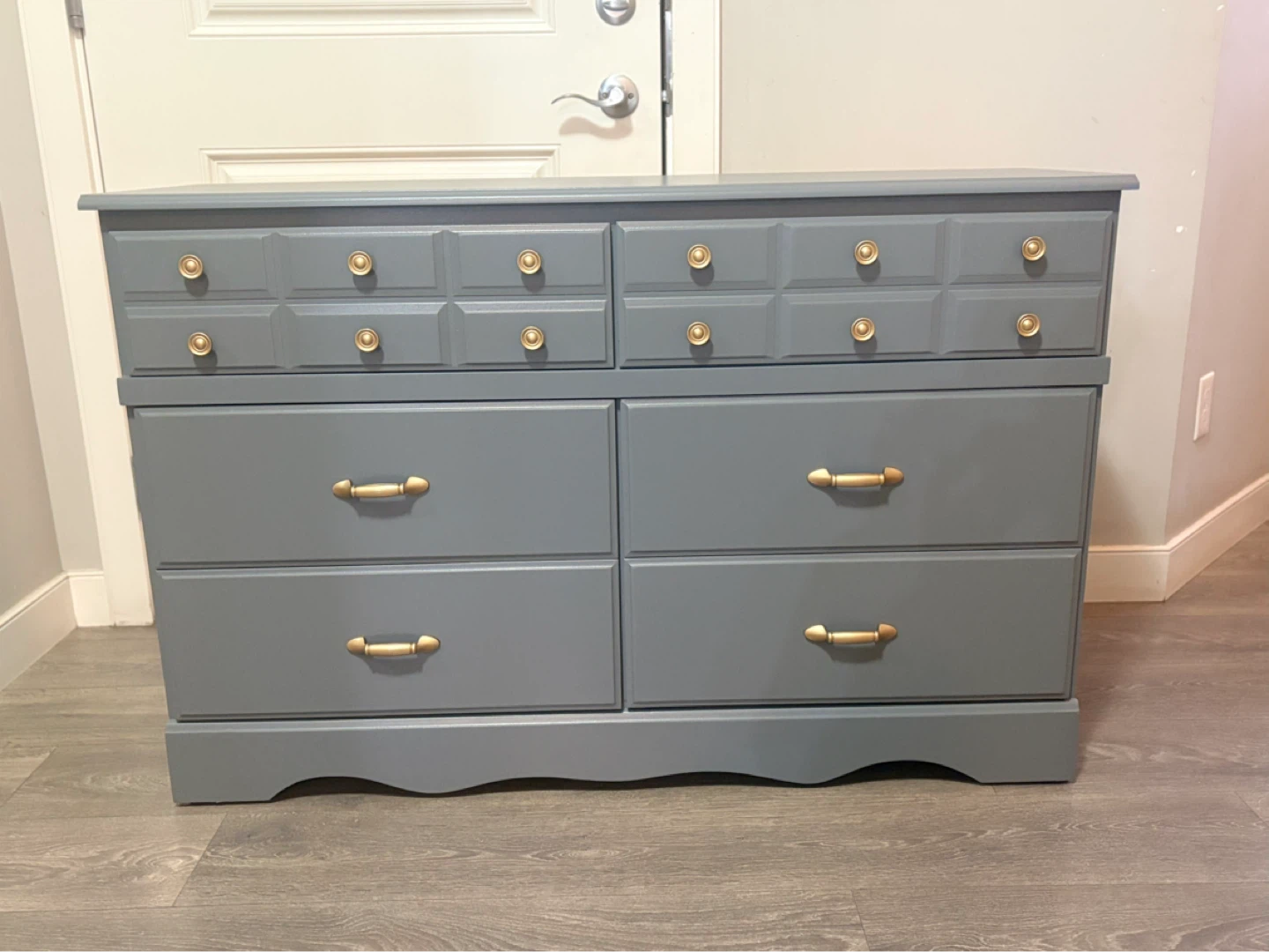 6 Drawer Dresser with Gold Hardware