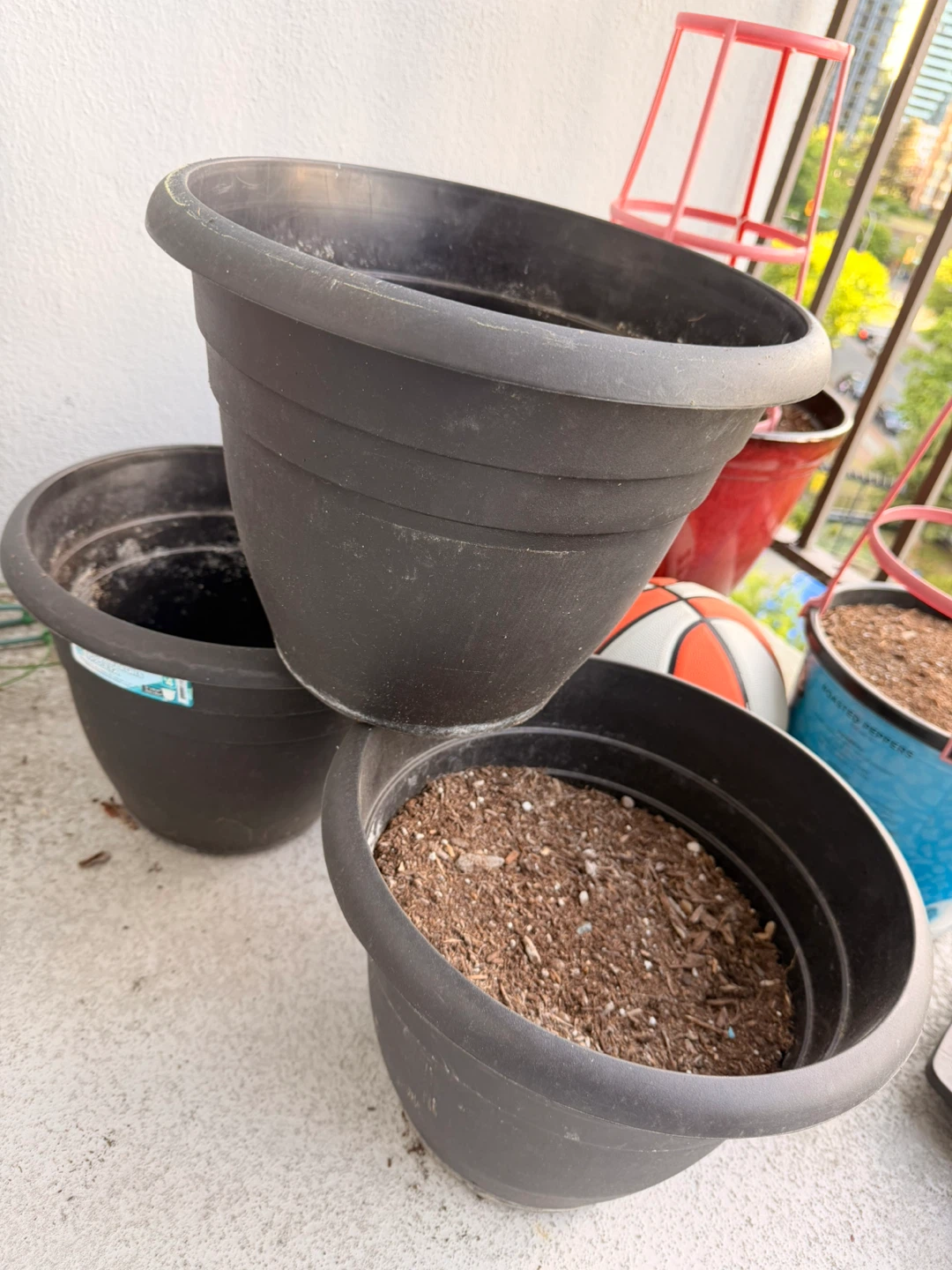 Set of 3 Black Plastic Plant Pots - photo 3