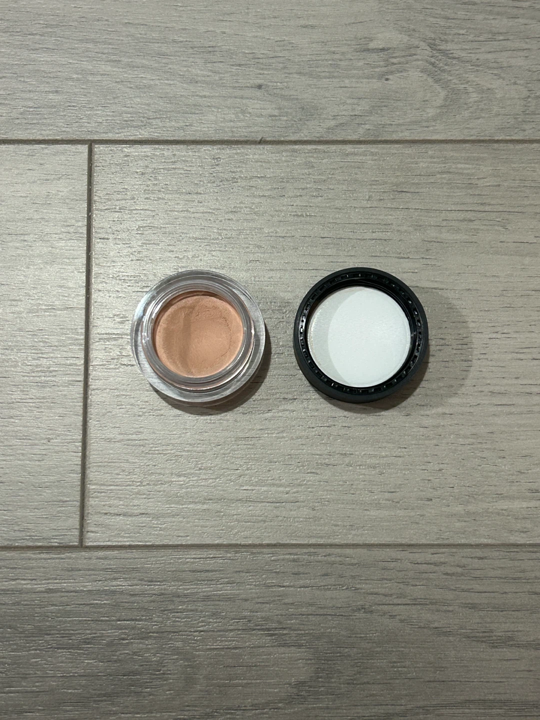 NARS pot concealer creme brulee