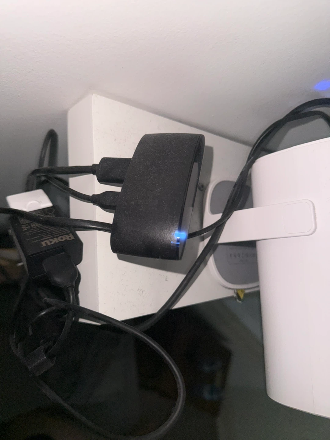 Mini Projector + Roku tv adapter - photo 5