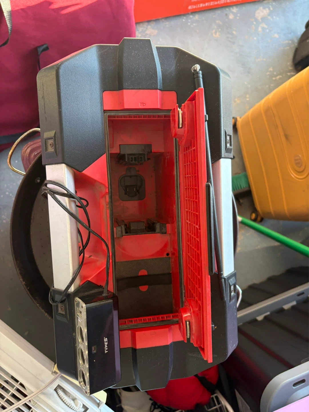 Milwaukee Jobsite Radio Boombox - photo 2
