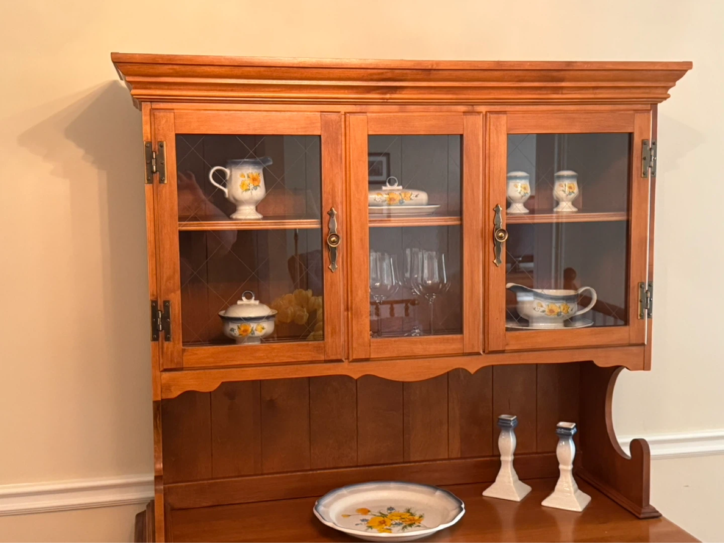 Roxton Solid Maple China Cabinet with Glass Doors - photo 3
