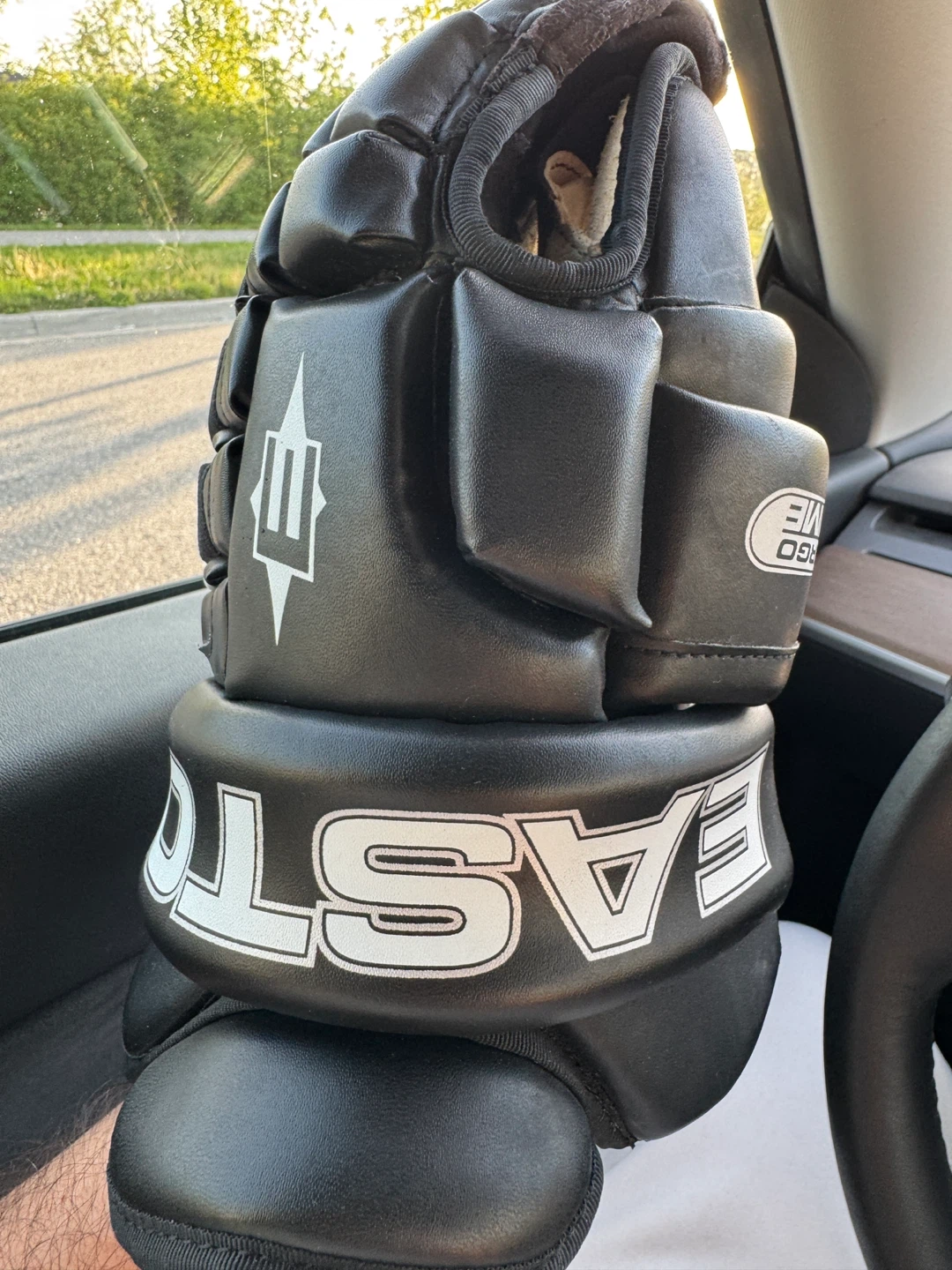 Easton (13”) & Bauer (14”) Hockey Gloves