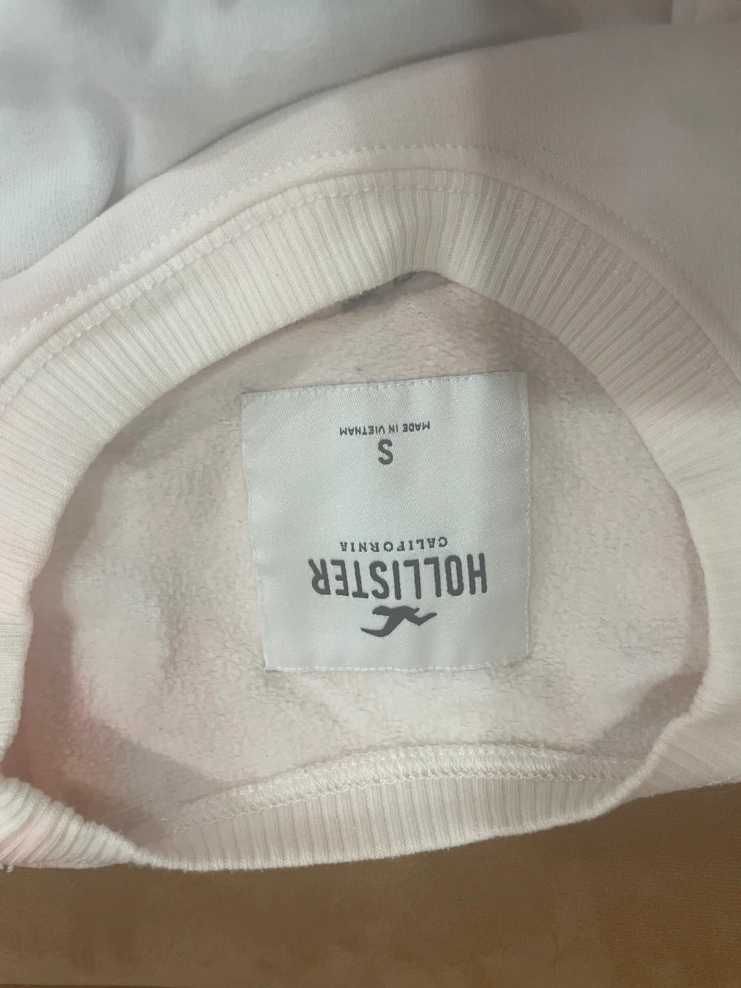 Hollister tie-dye crewneck sweatshirt - photo 3