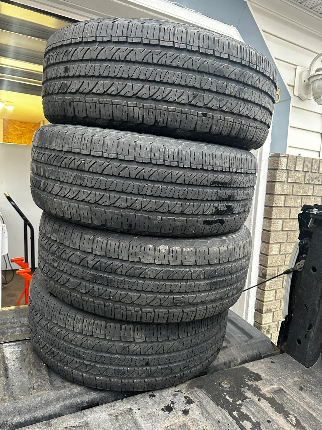 4 All-Season Tires for Sale – 265/50R20