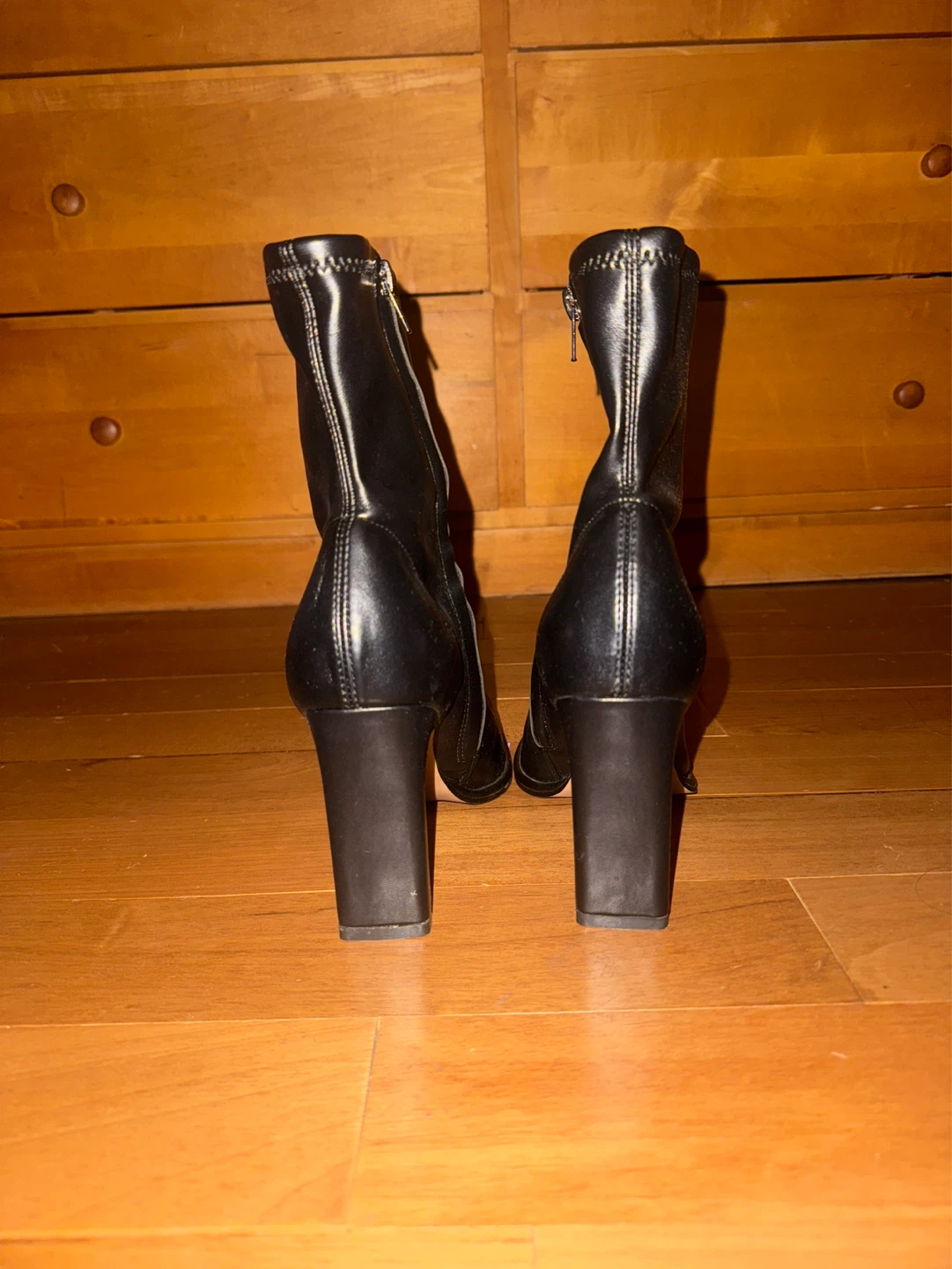 Faux Leather Heeled Boots size 9.5 - photo 4