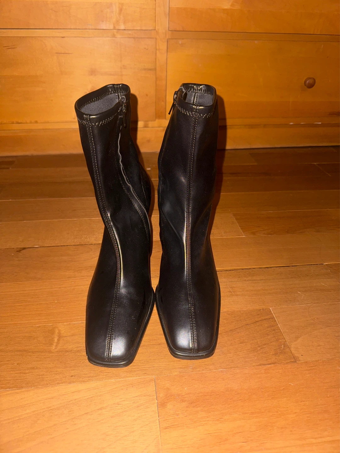 Faux Leather Heeled Boots size 9.5 - photo 2