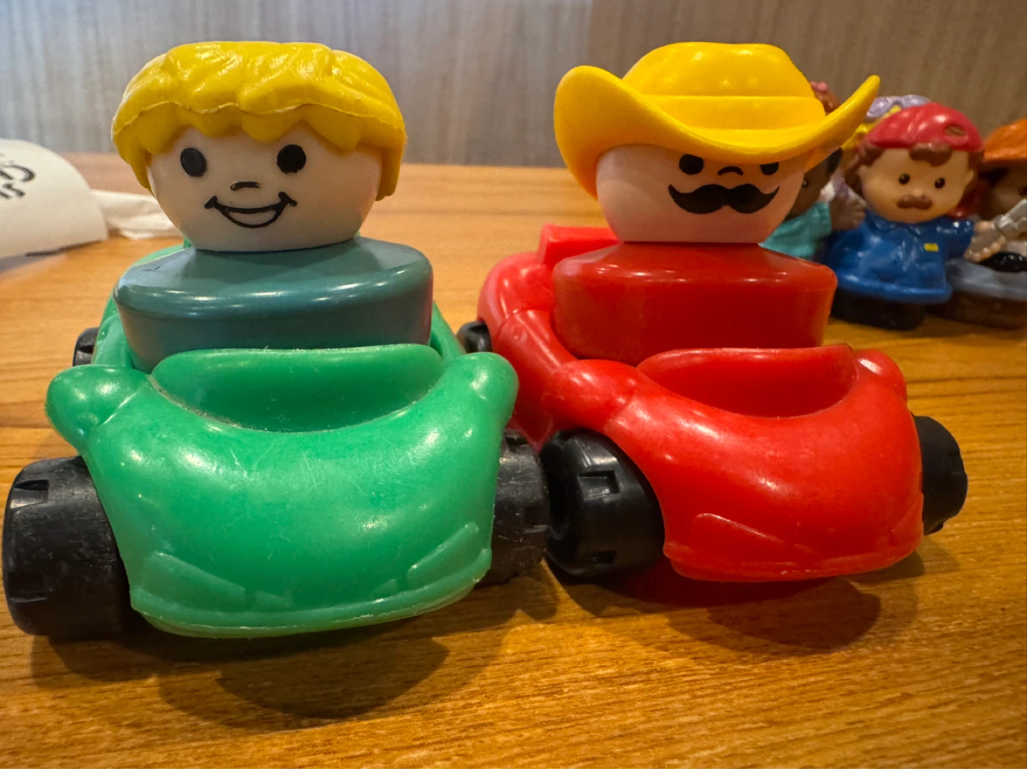 Vintage Fisher-Price Little People Figures and Vehicles - photo 3