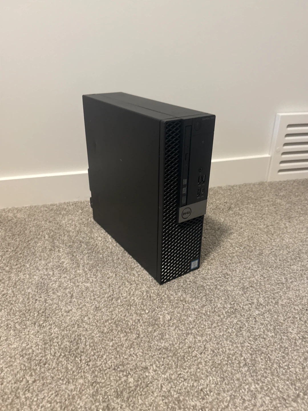 Dell OptiPlex Desktop 7050