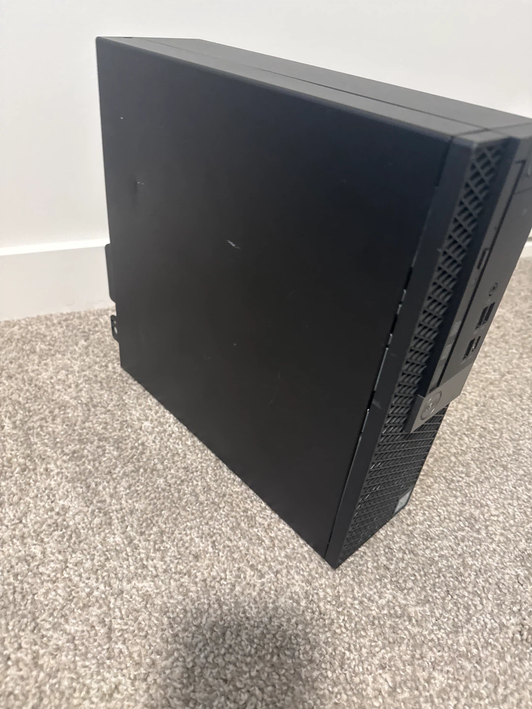 Dell OptiPlex Desktop 7050 - photo 2