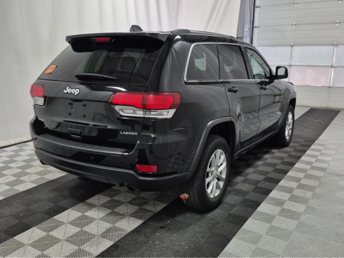 Black Jeep Grand Cherokee Laredo SUV - photo 3