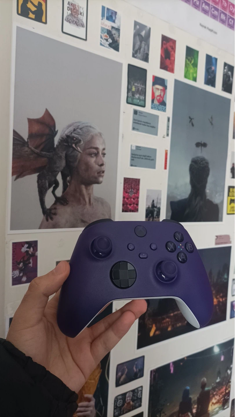Purple Xbox Wireless Controller