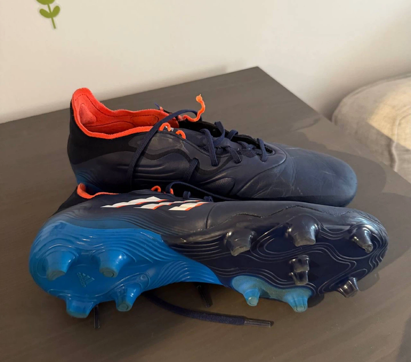 Adidas Football Cleats Size 8.5 - photo 2