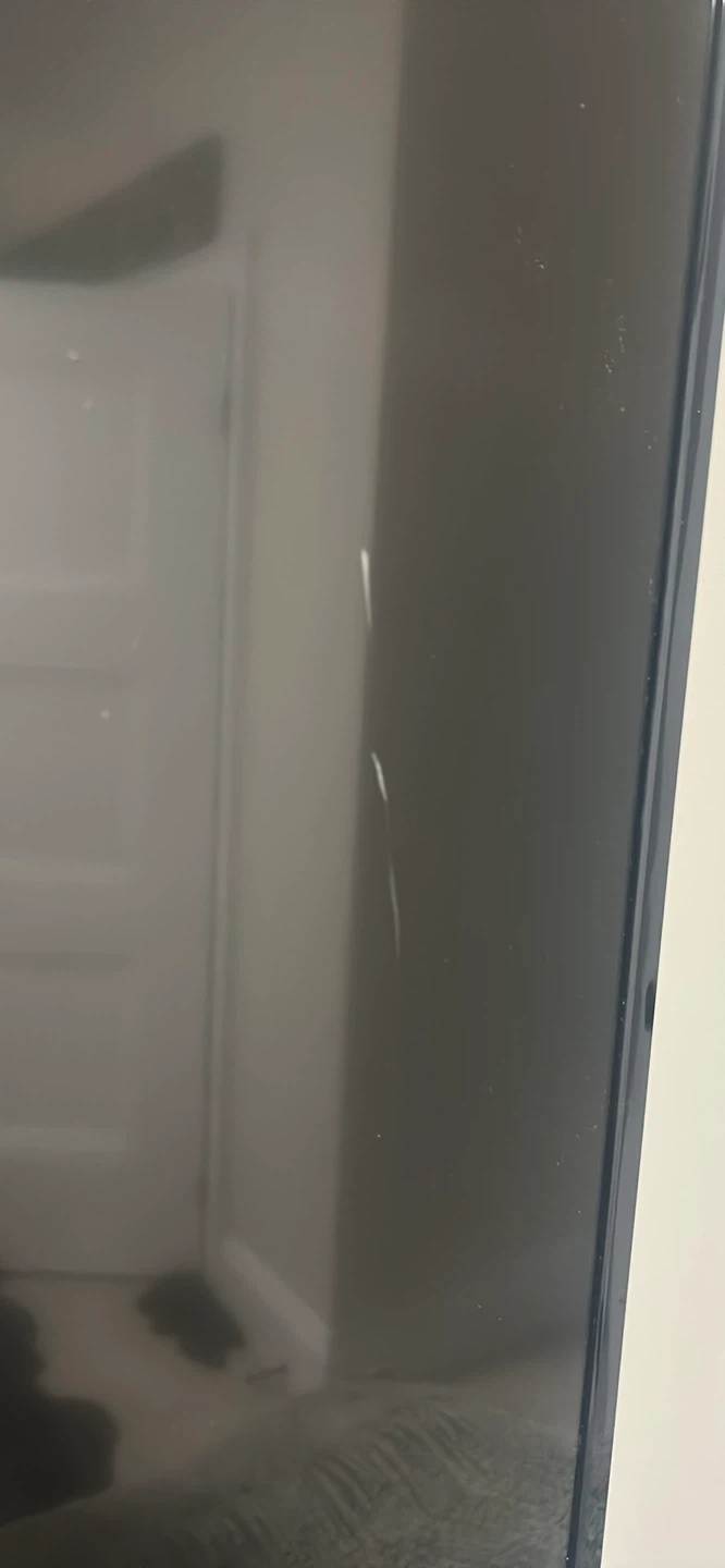 LG Flat Screen TV - photo 2