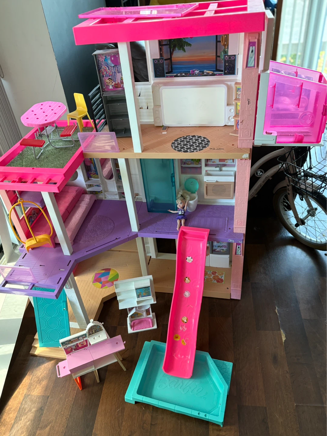 Barbie Dreamhouse Playset