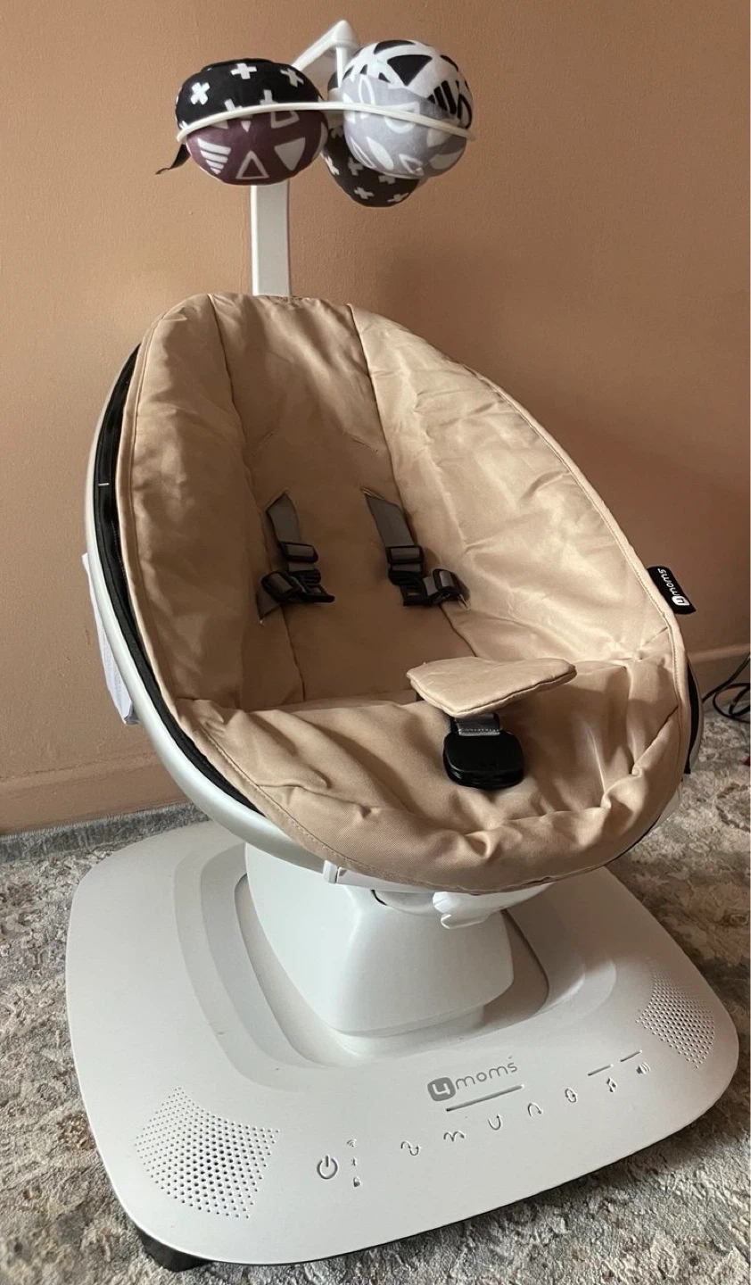 4moms mamaRoo Multi-Motion Baby Swing