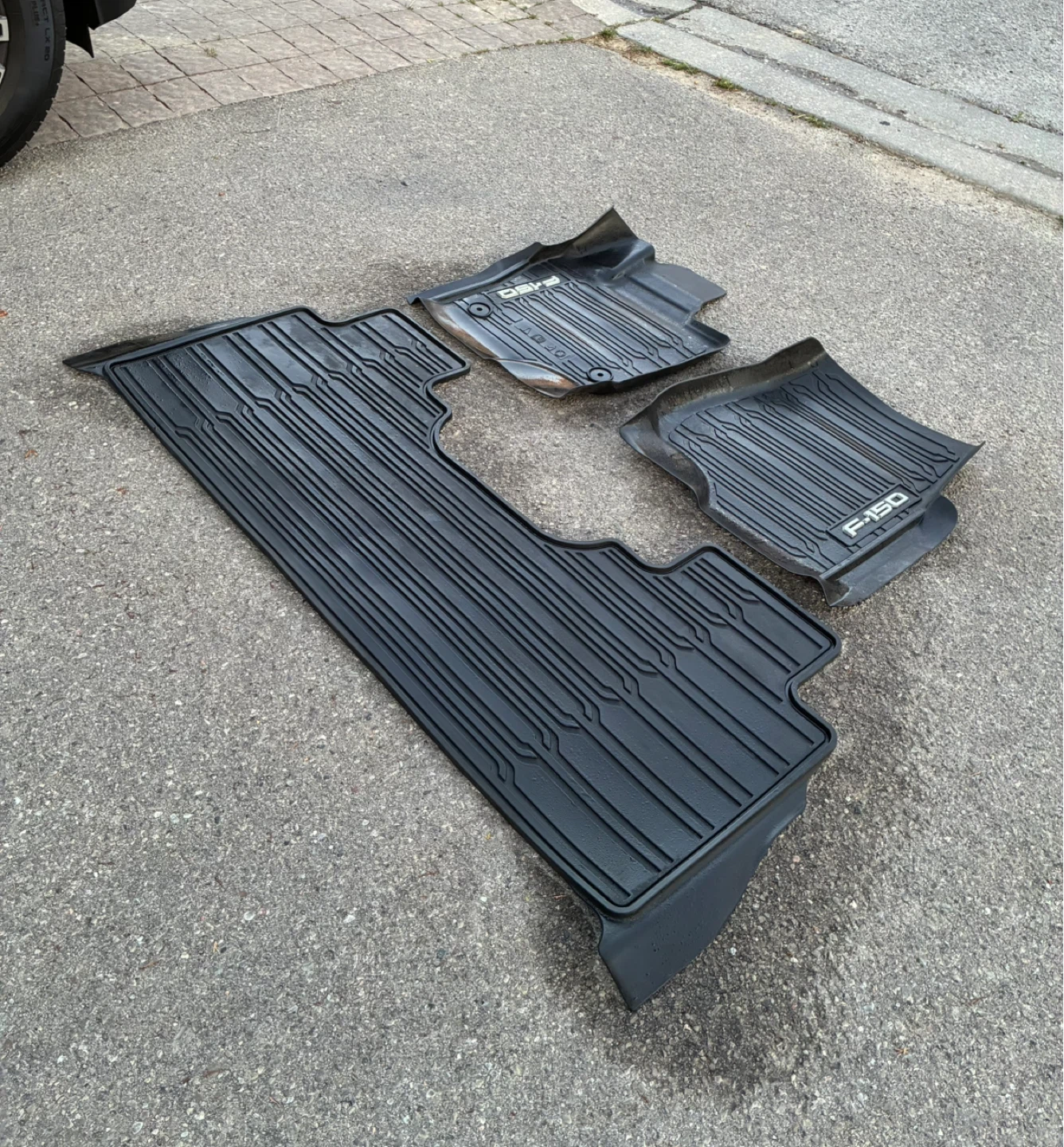 F-150 OEM Rubber Mats - photo 4