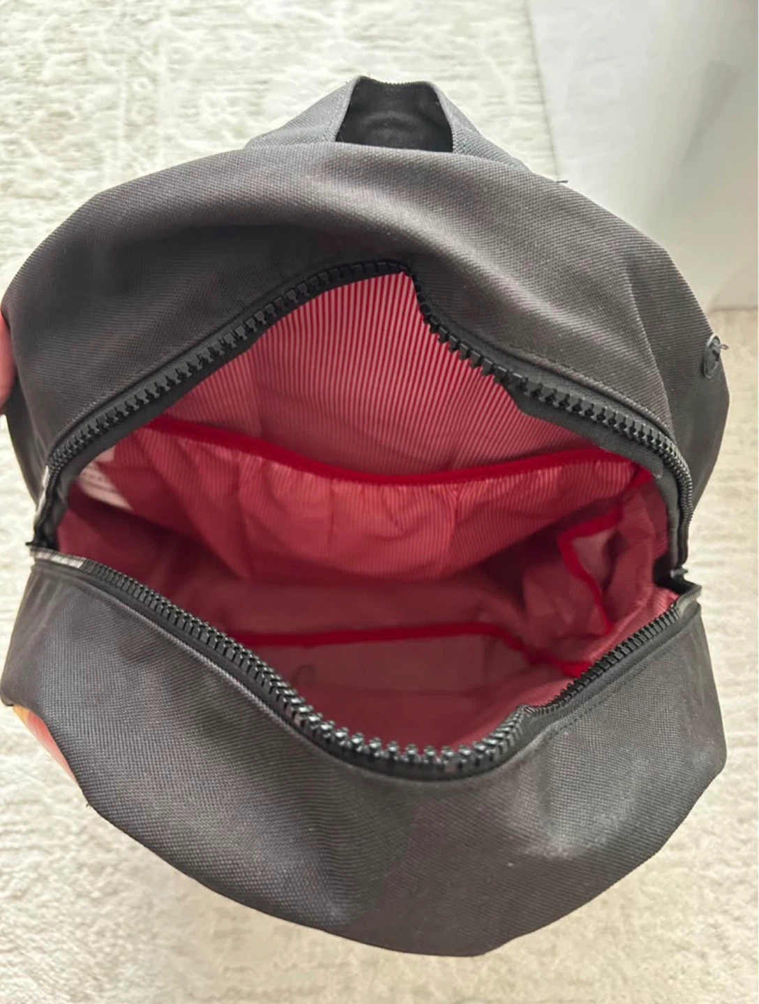 Canuck’s Herschel Backpack - photo 3