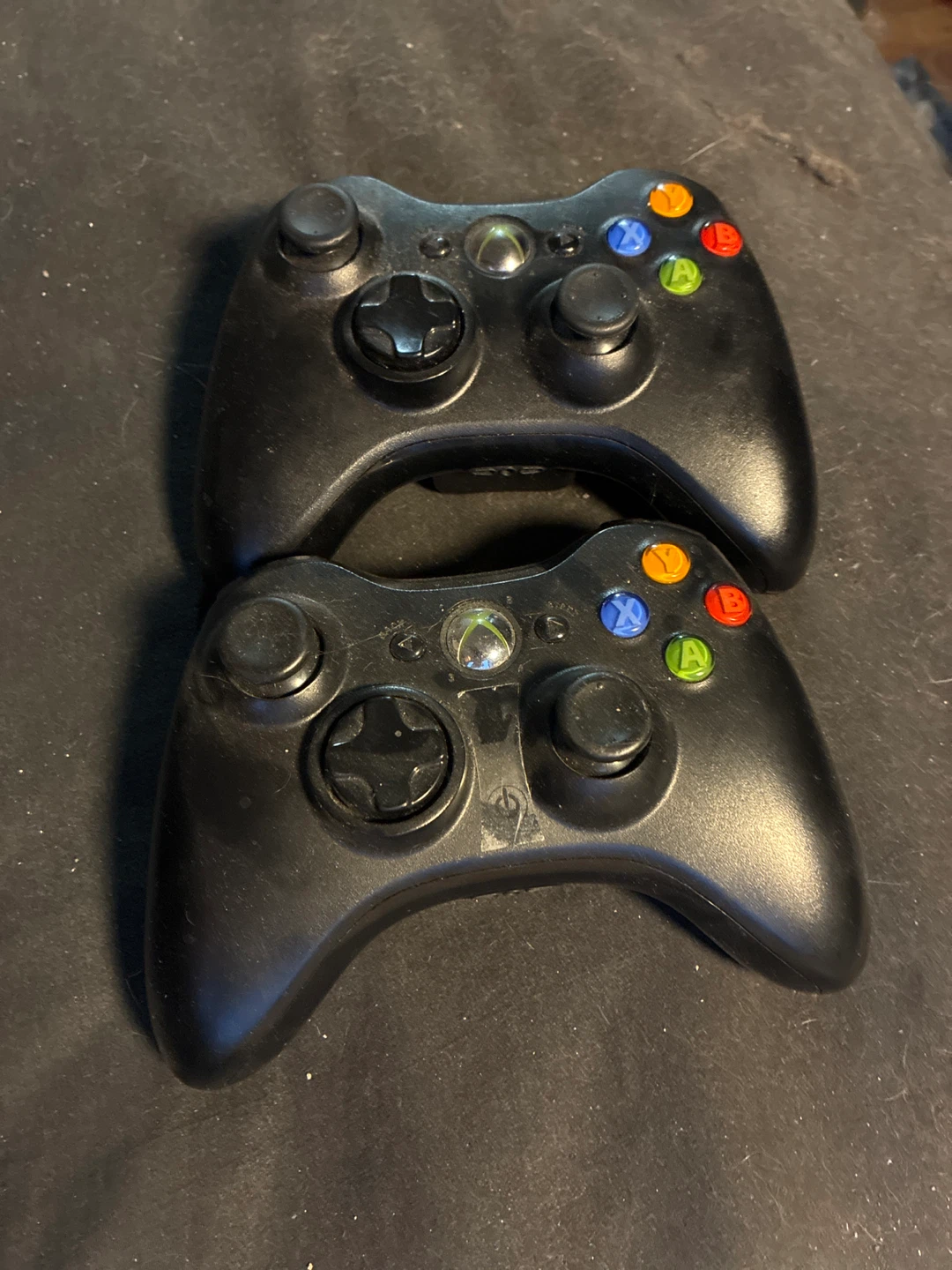 Microsoft Xbox 360 E Console with 2 Controllers For Spare Parts - photo 3