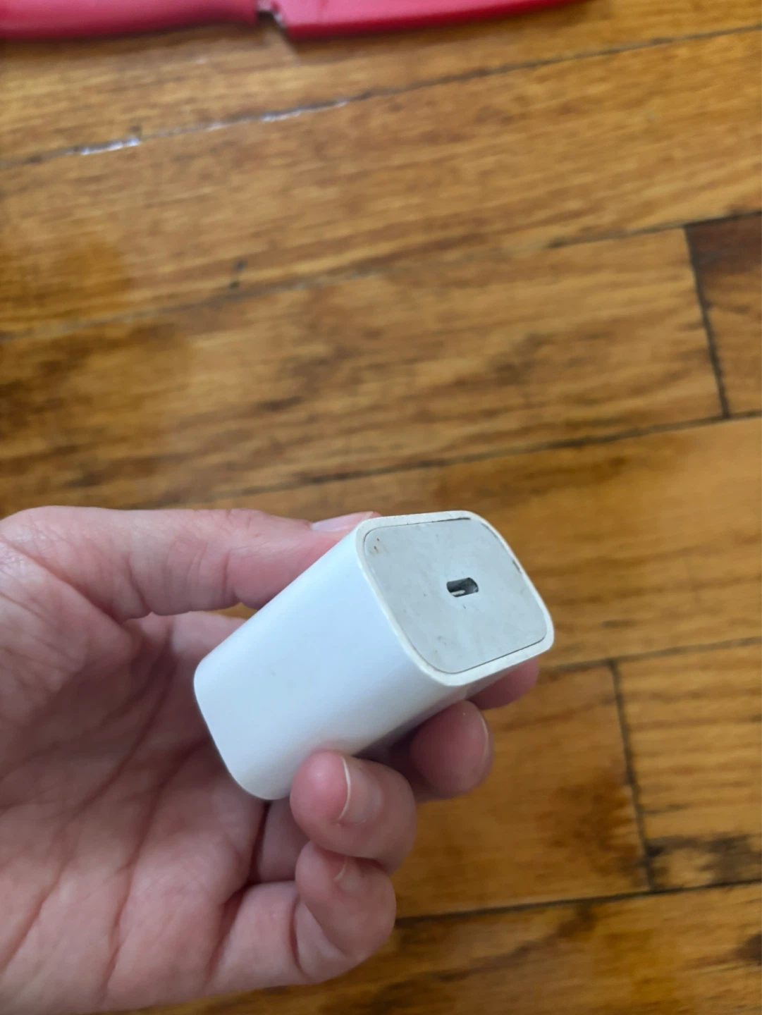 Usb-c wall adapter - photo 2