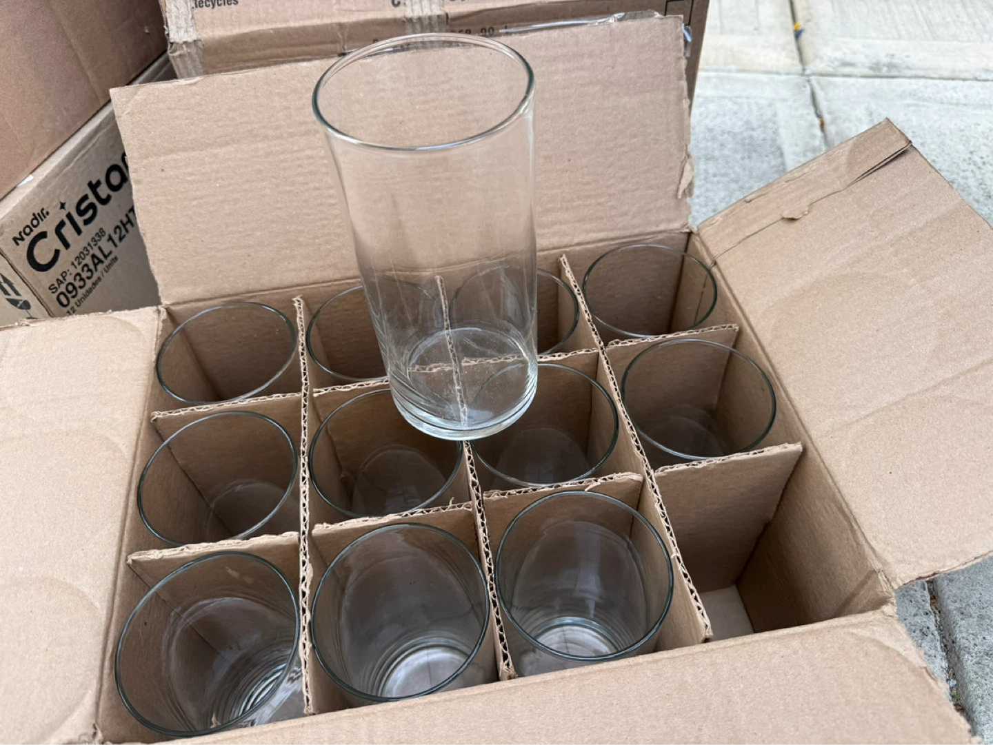 Hurricane Vases - photo 3