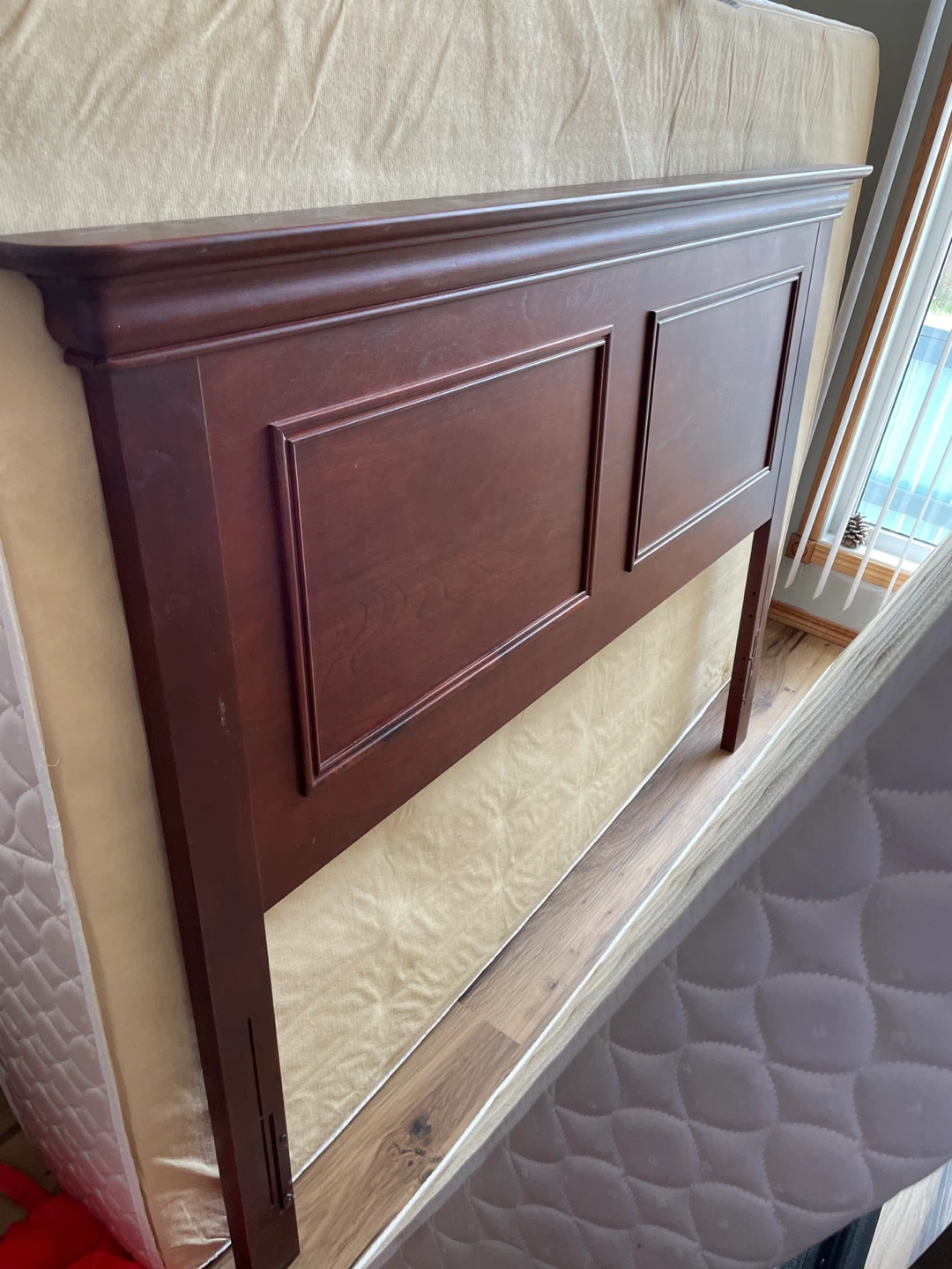 Wooden Headboard and Metal Bed Frame - photo 3