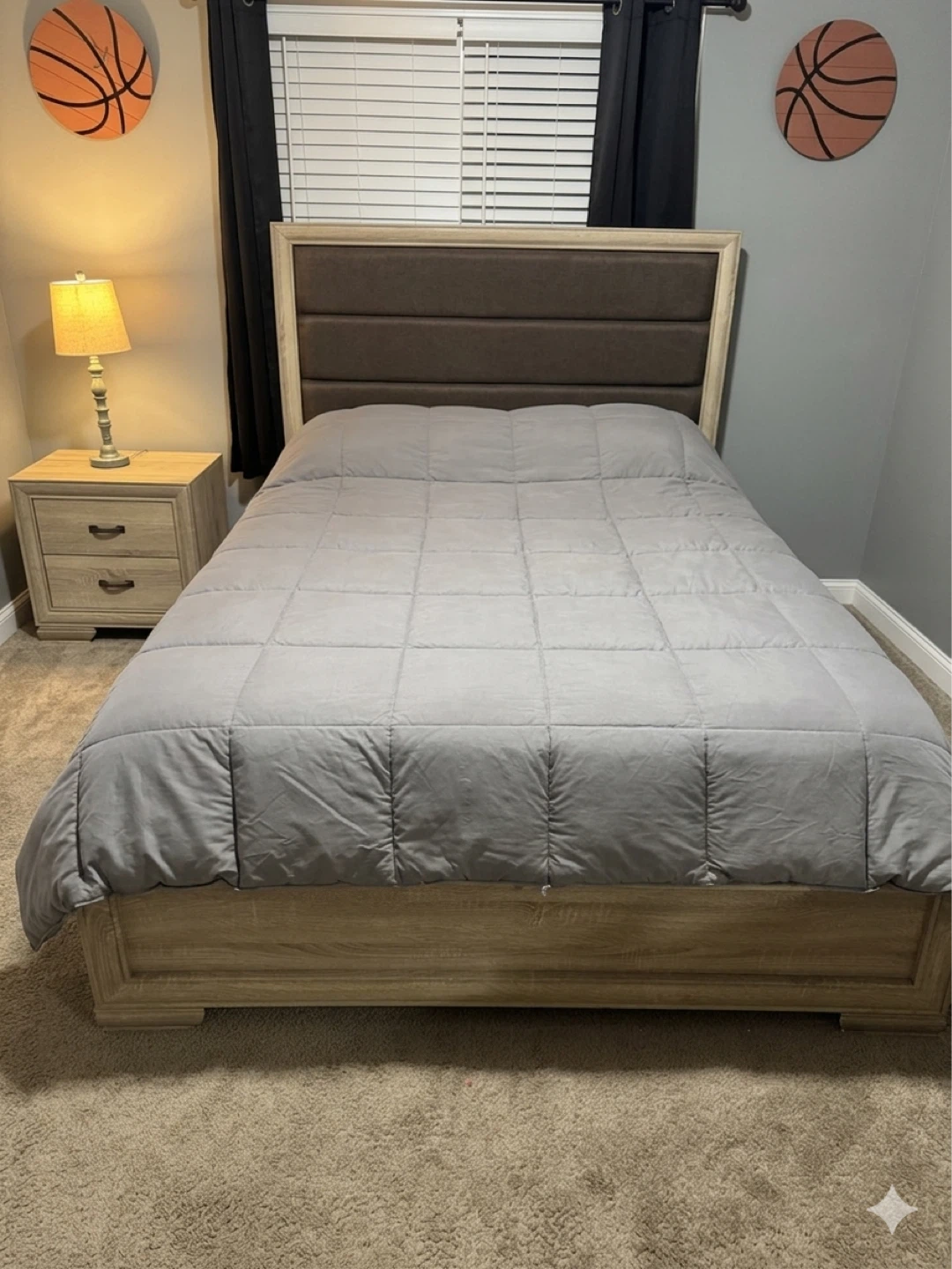 Queen bedroom set