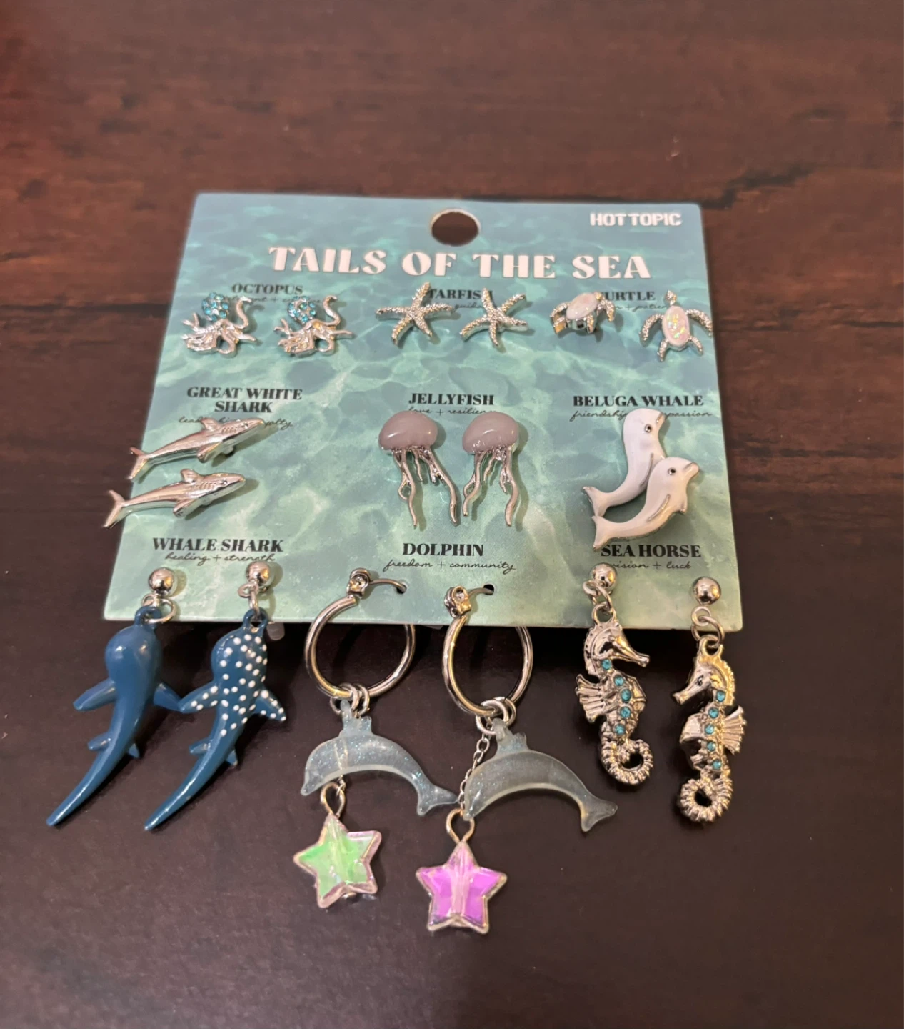 NEW-Hot Topic Tails of the Sea Earrings Set