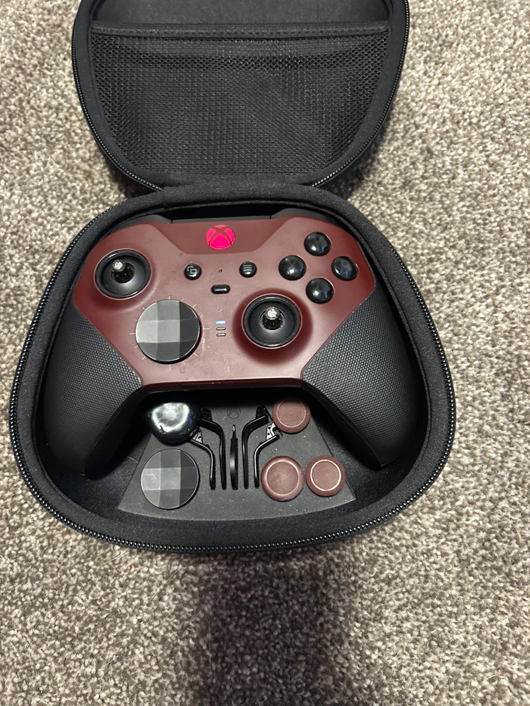 Xbox Elite Series 2 Controller - Burgundy - photo 2