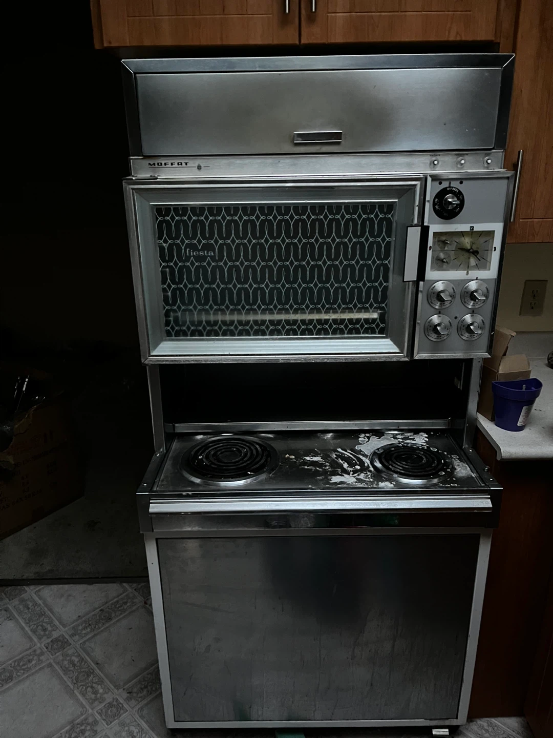 Moffat Fiesta Electric Stove with Oven