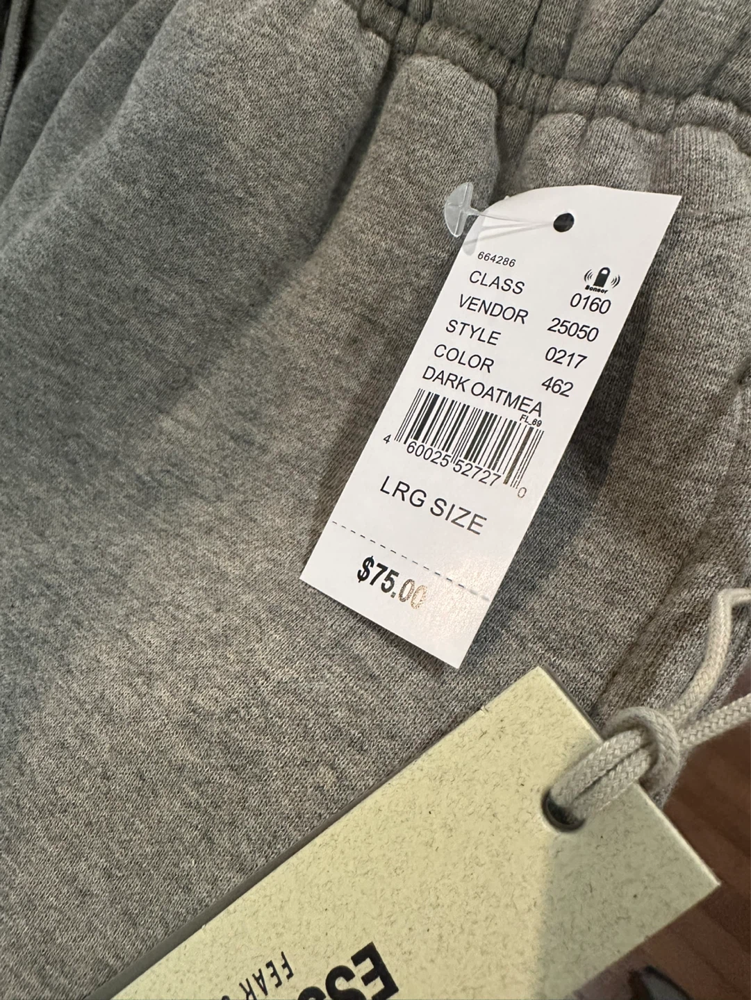 ESSENTIALS FOG SHORTS - photo 2
