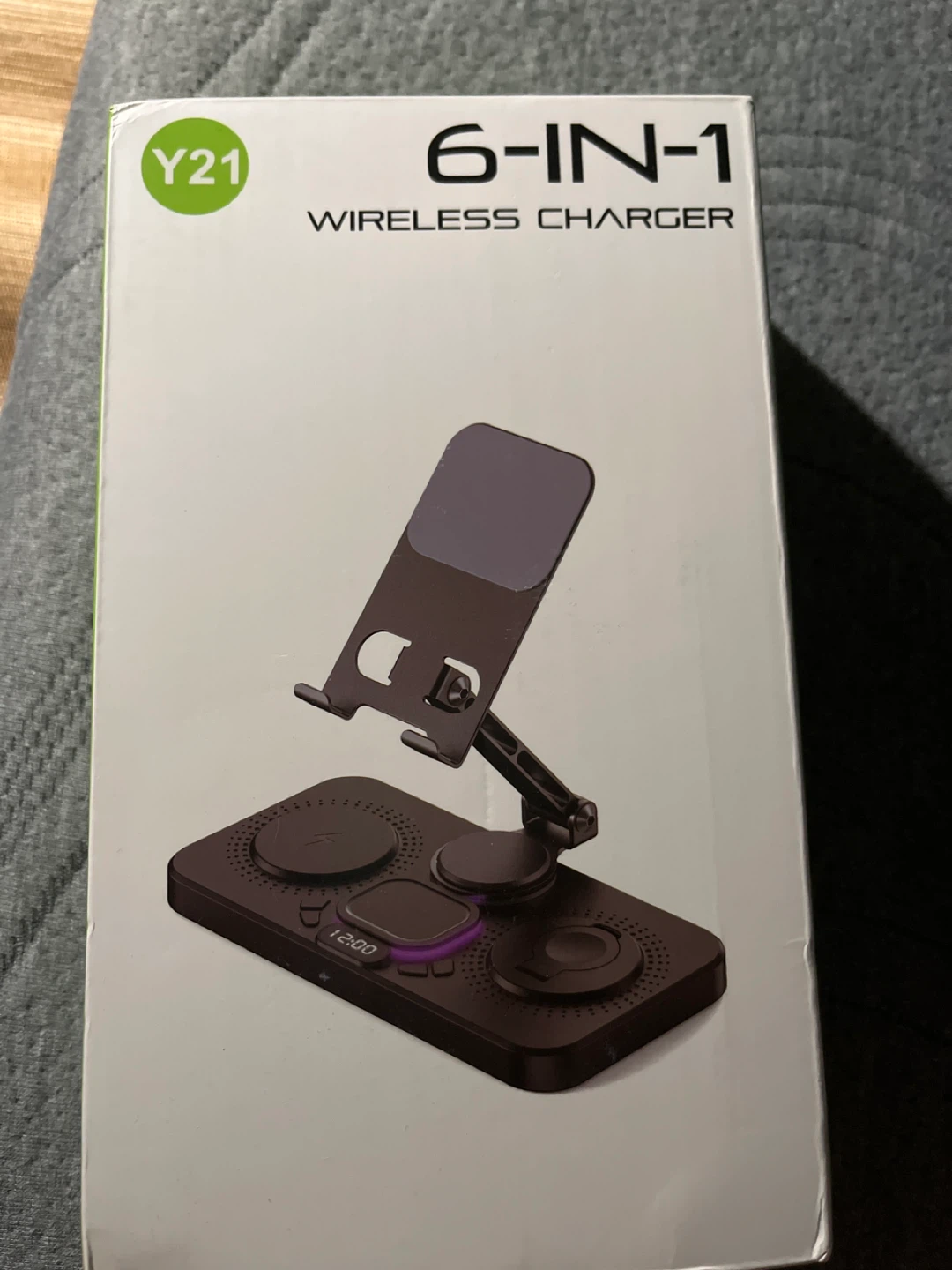 Y21 6-in-1 Wireless Charger with Clock