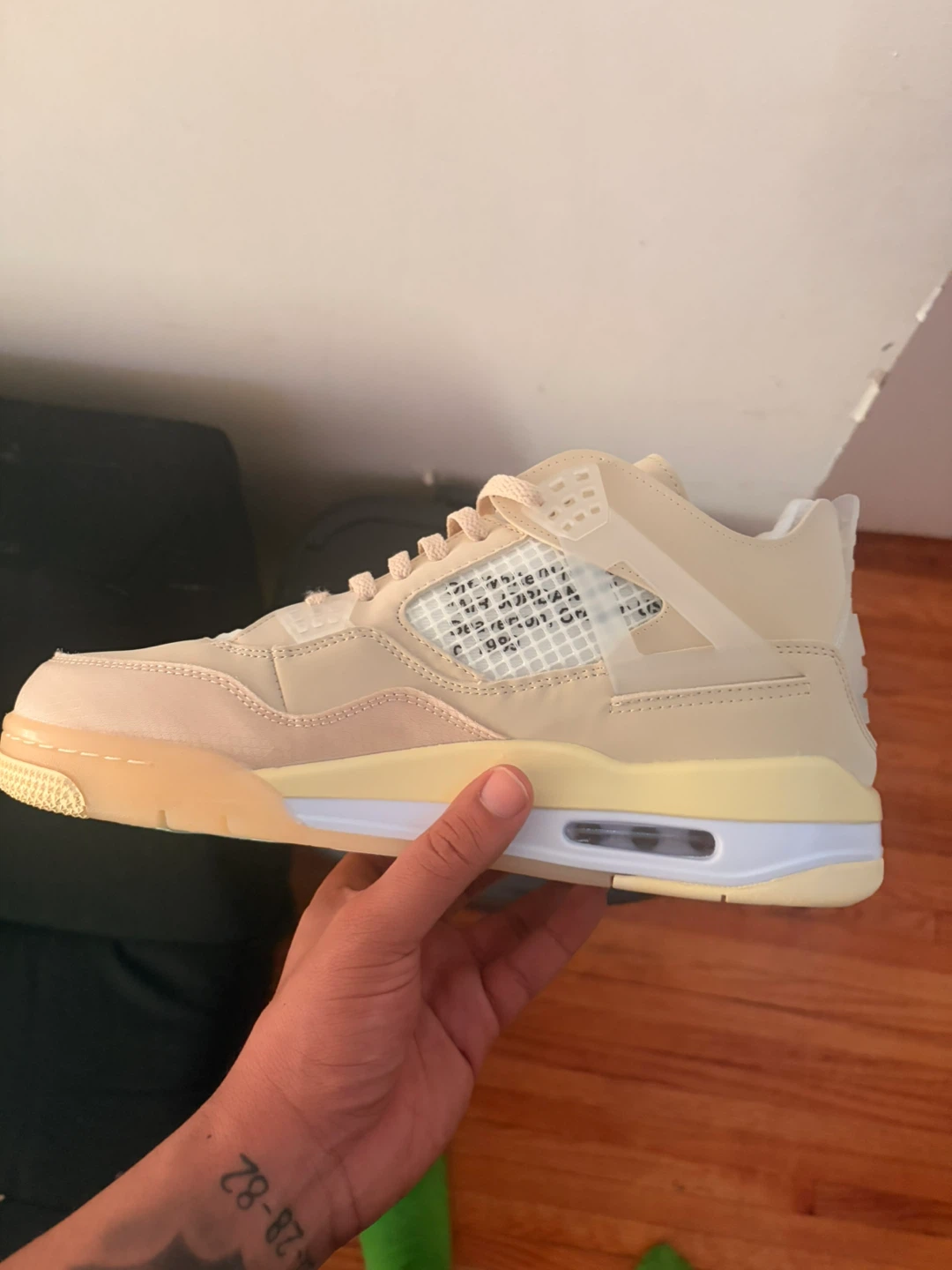 Air Jordan 4 x Off-White "Sail"