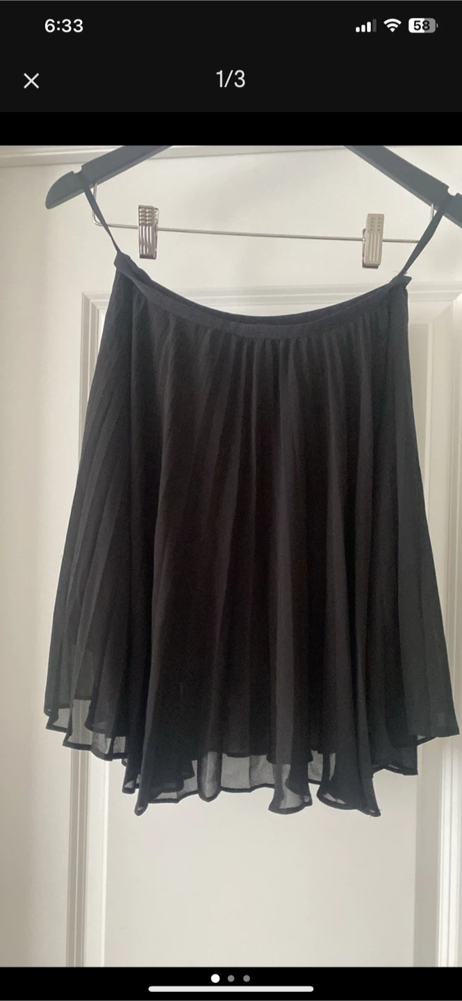 ARITZIA, ZARA, LULULEMON