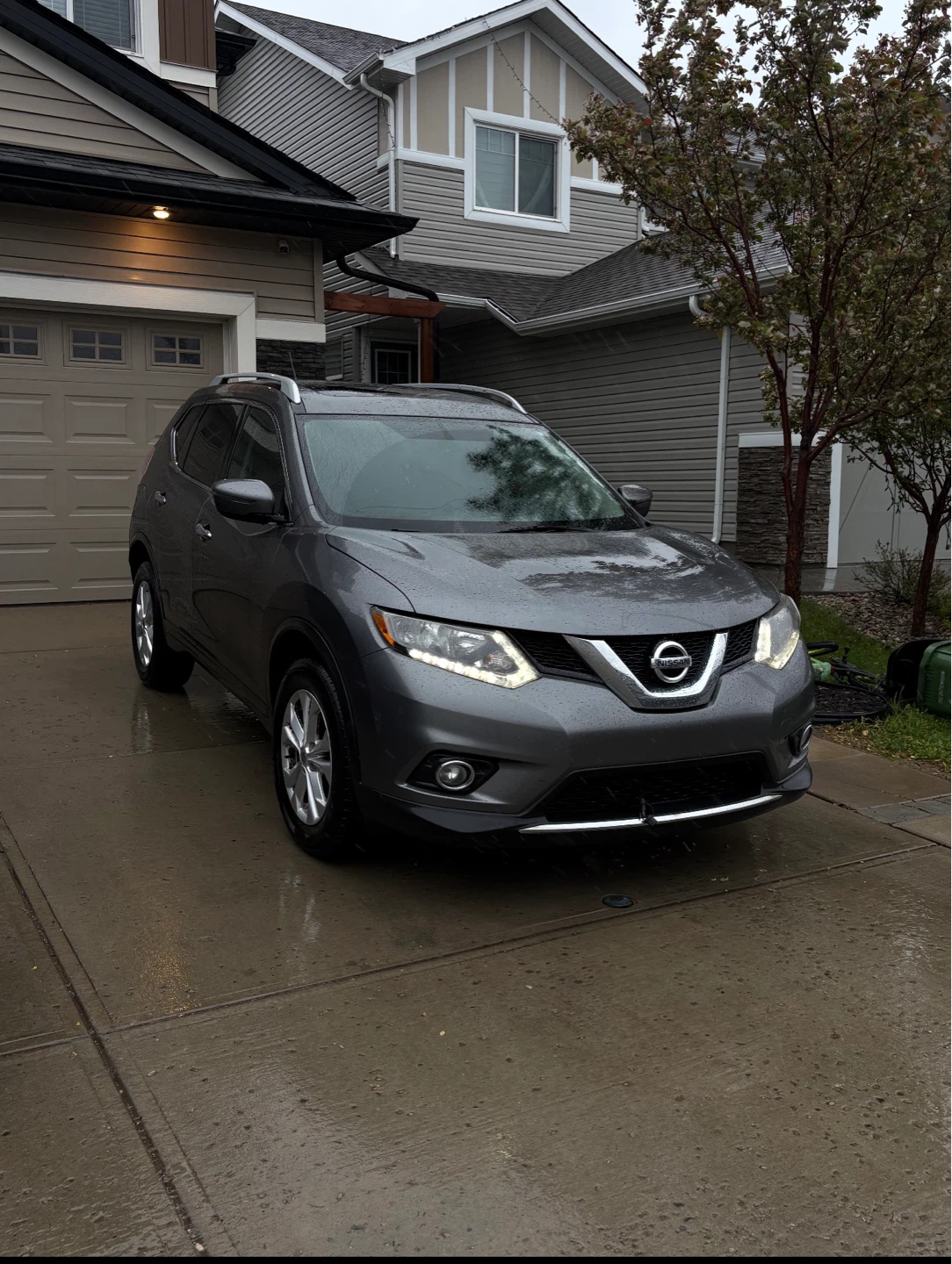 2016 Nissan Rogue SUV $1200 , 188Km