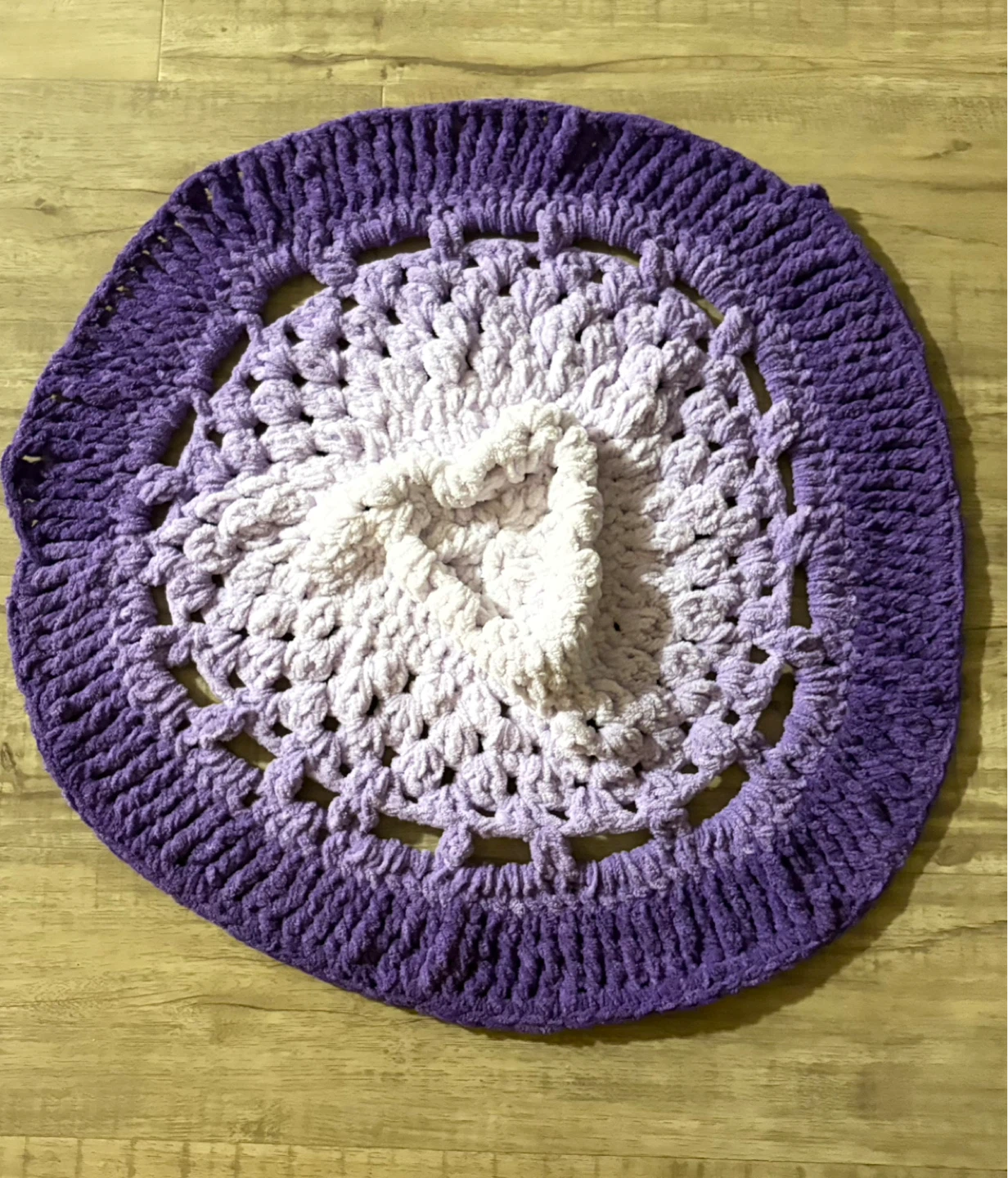 Handmade Crochet Round Baby Blanket - photo 2